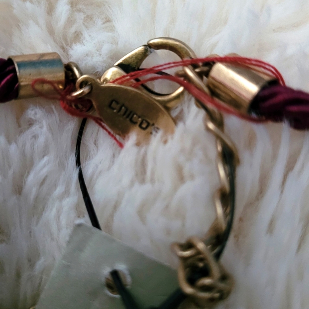 Necklace - Picture 5 of 8